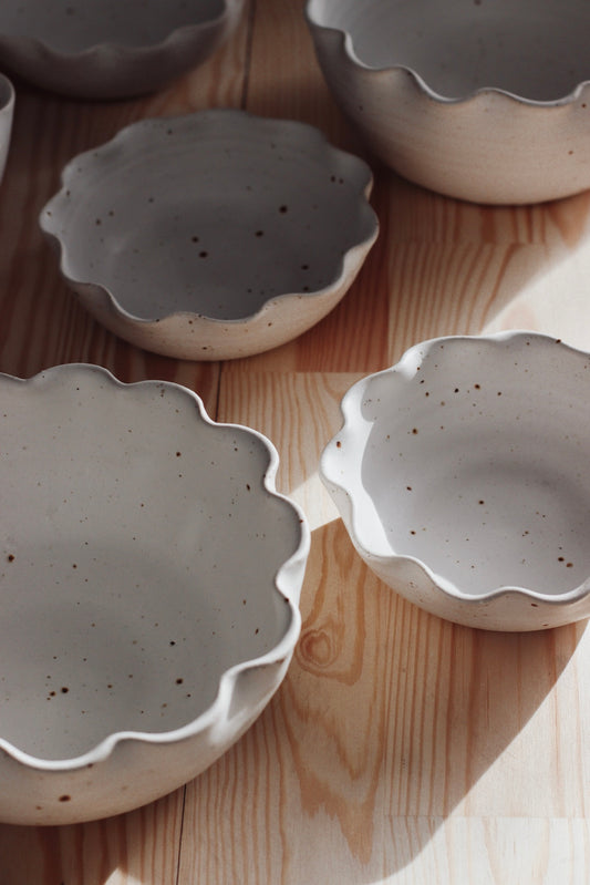 Ruffle bowl